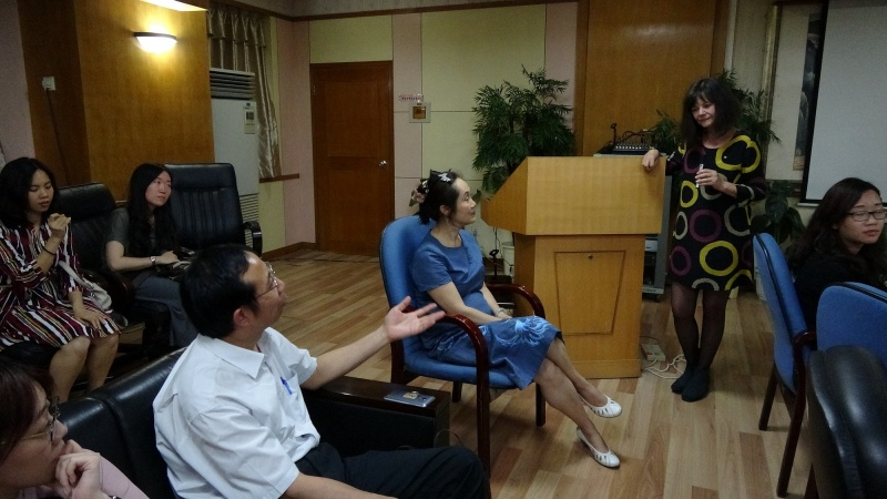 观众积极发问